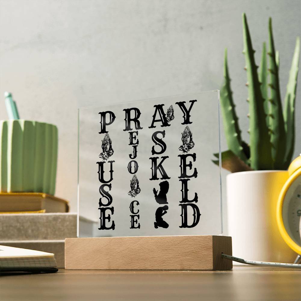 PRAY WOODEN/LED ( black letters)