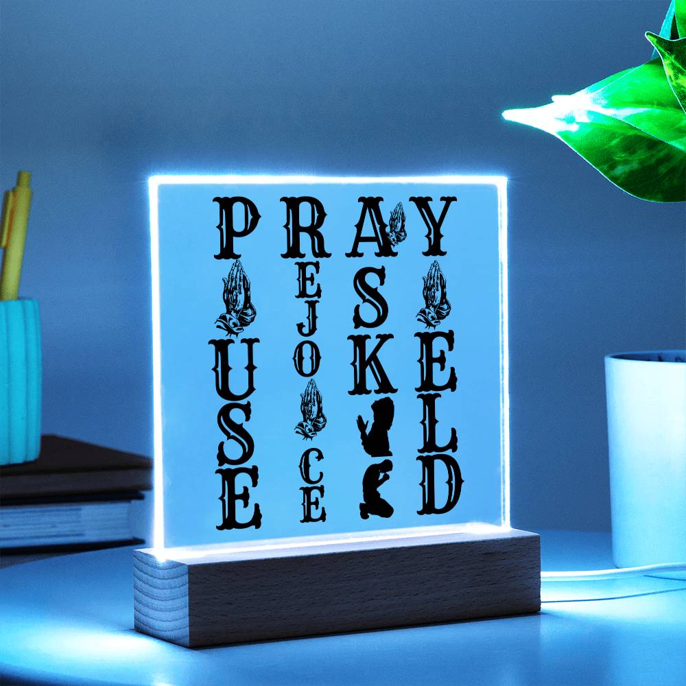 PRAY WOODEN/LED ( black letters)