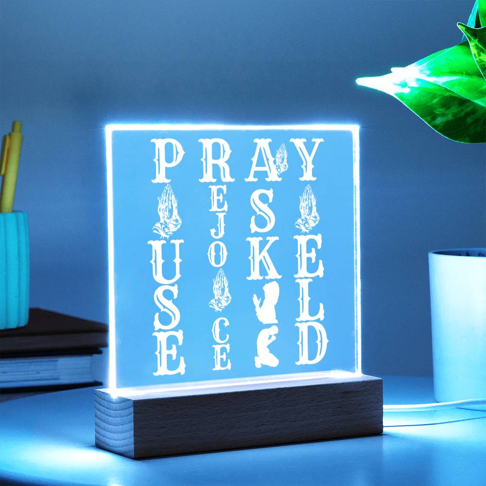 PRAY WOOD/LED