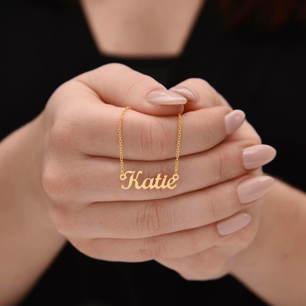 CUSTOM NAME KNECKLACE